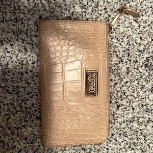 Great condition pre owned Badgley Mischka python wallet cream color